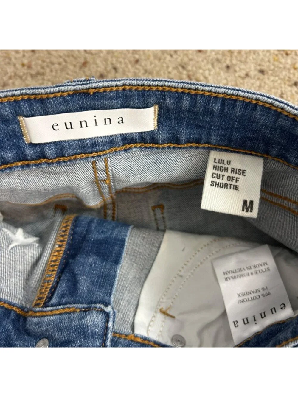 eunina brand style